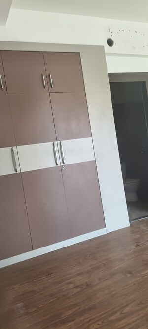 2 BHK Apartment For Rent in Prateek Grand City, Siddharth Vihar