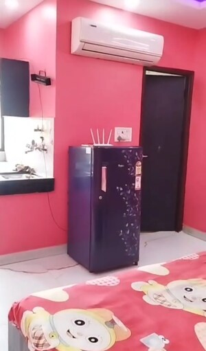 Room in 1 RK Builder Floor at Patel Nagar – for Rent