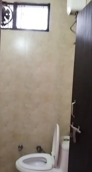 Furnished Amenities in 1 RK Builder Floor at Patel Nagar – for Rent