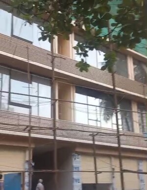  Shop For Rent in Lachhiram Plaza, Goregaon East