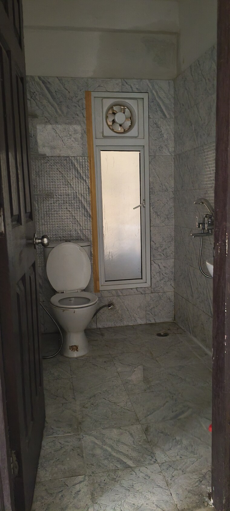 Bathroom, prateek-grand-city 2 Bedroom 970 Sq.Ft. Apartment In Siddharth Vihar Ghaziabad 9705499