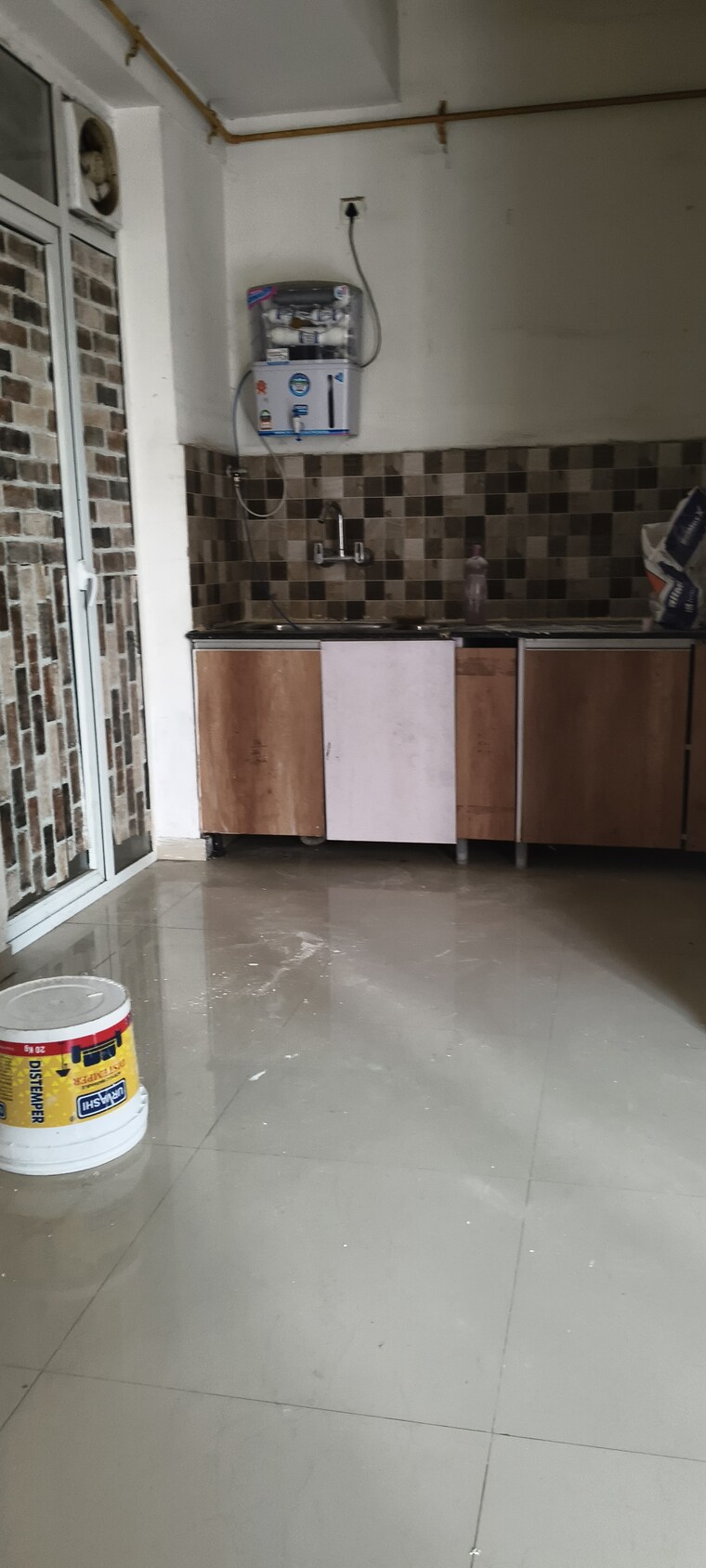 Kitchen, prateek-grand-city 2 Bedroom 970 Sq.Ft. Apartment In Siddharth Vihar Ghaziabad 9705499