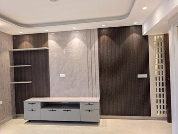 Furnished Amenities in 5 BHK Penthouse at SS The Leaf, Sector 85 – for Rent