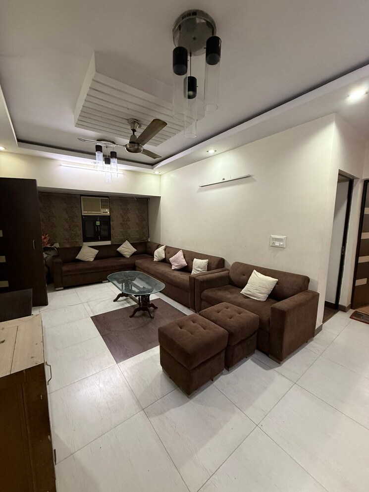 Living Room, paschim vihar 3 Bedroom 1150 Sq.Ft. Apartment In Paschim Vihar Delhi 9705504