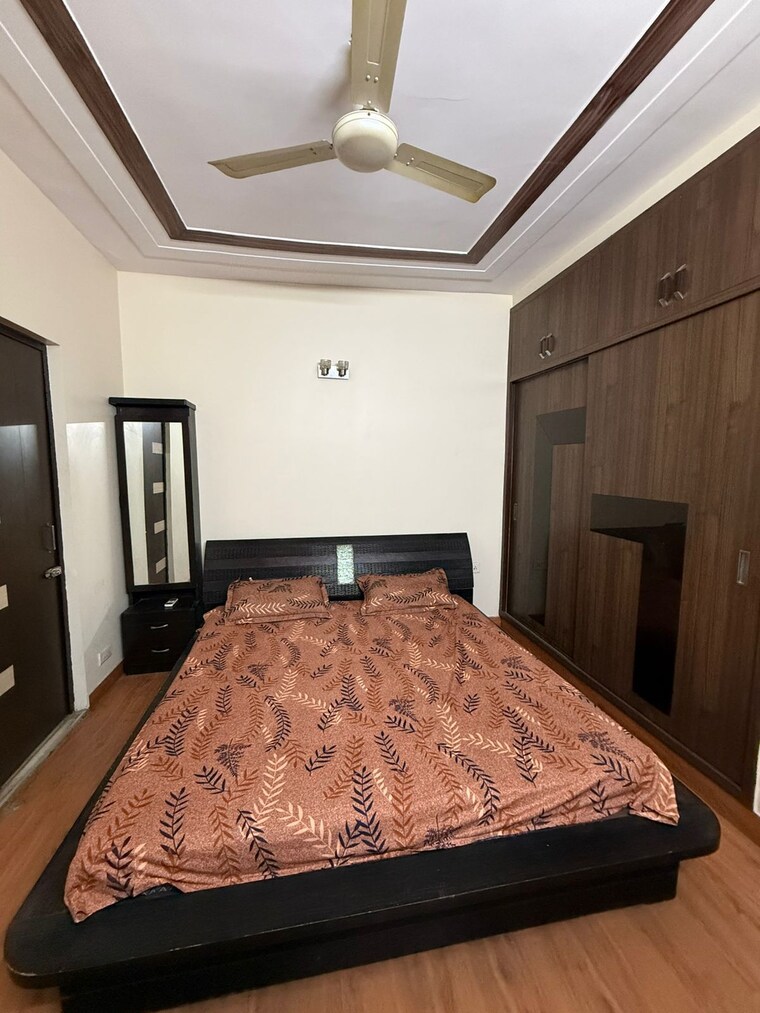 Bedroom, paschim vihar 3 Bedroom 1150 Sq.Ft. Apartment In Paschim Vihar Delhi 9705504