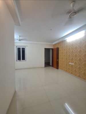 Room in 3 BHK Apartment at Paradise Sai World Empire, Kharghar – for Rent