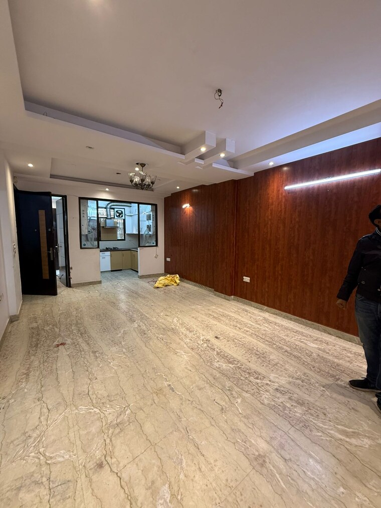 Bedroom, paschim vihar 3 Bedroom 1100 Sq.Ft. Builder Floor In Paschim Vihar Delhi 9705509