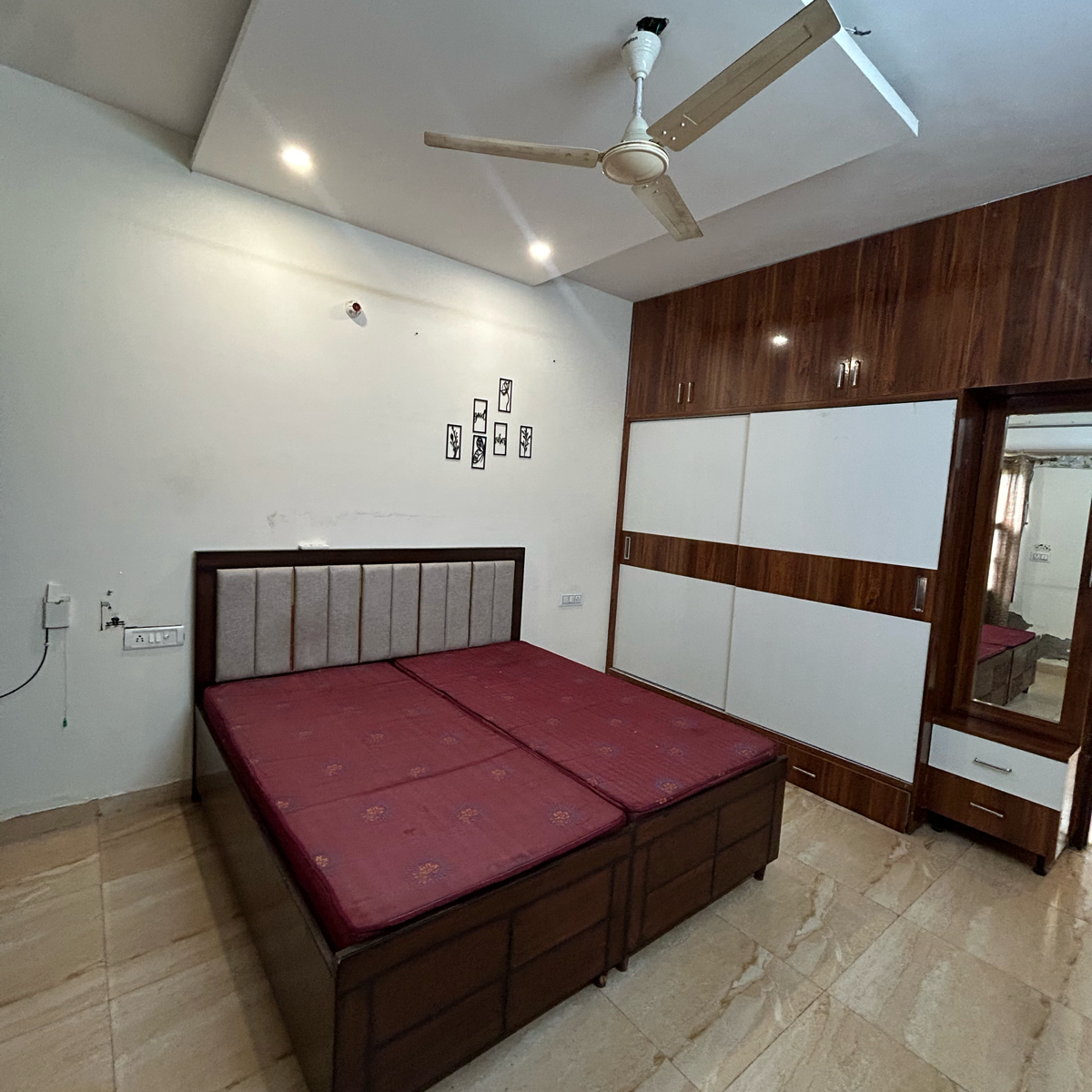 1 BHK + Extra Room Apartment For Sale in Kharar Landran Road