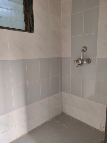 Bathroom in 1 BHK Apartment at Sector 14 Dwarka – for Rent