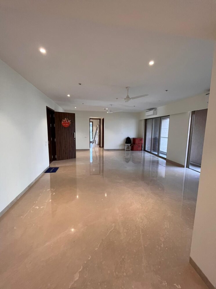 Room, shapoorji-pallonji-bkc-28 2 Bedroom 639 Sq.Ft. Apartment In Bandra East Mumbai 9705517