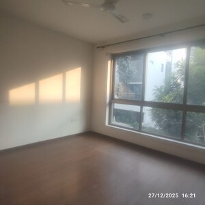 Room in 4 BHK Villa at Tata Primanti Villas, Sector 72 – for Rent