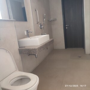 Bathroom in 4 BHK Villa at Tata Primanti Villas, Sector 72 – for Rent