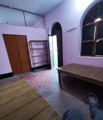 Kitchen in 2 BHK Independent House at Husainganj – for Rent