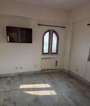 2 BHK Apartment For Sale in Hazratganj