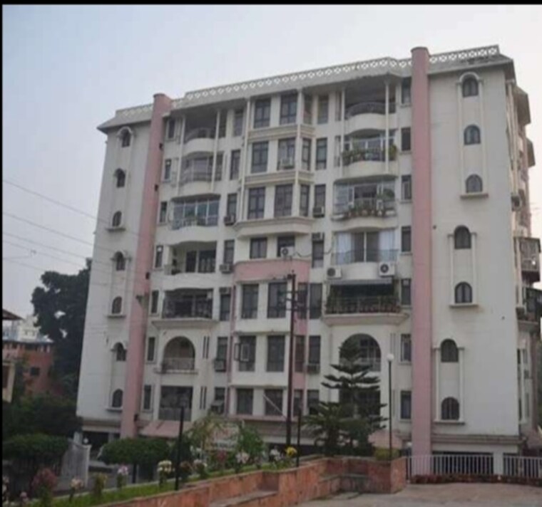 Exterior View, hazratganj 2 Bedroom 1200 Sq.Ft. Apartment In Hazratganj Lucknow 9705560