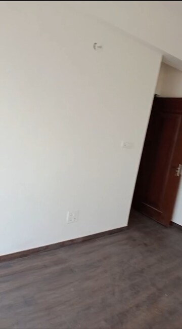 Room in 3 BHK Apartment at Ambala Highway – for Sale