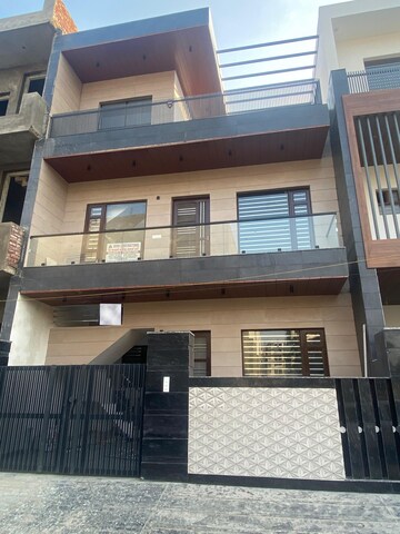 Kitchen in 5 BHK Villa at Aura Homes, Patiala Road – for Sale