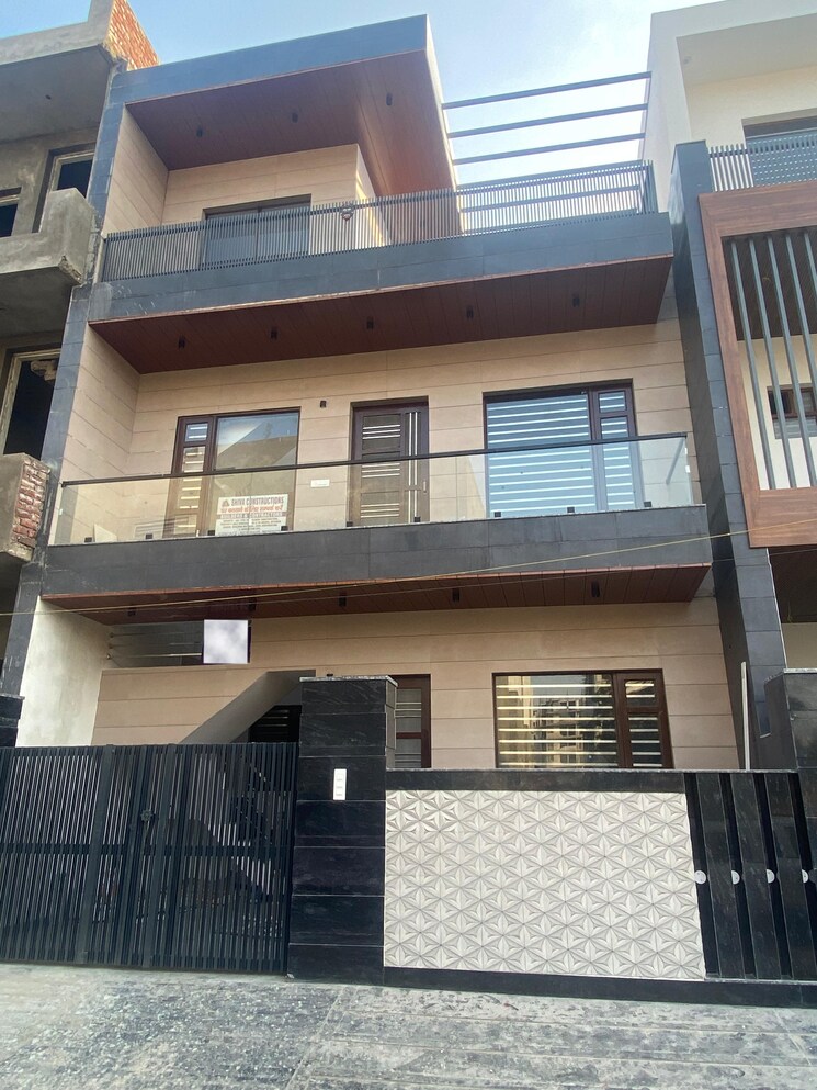 Kitchen, aura-homes 5 Bedroom 120 Sq.Yd. Villa In Patiala Road Zirakpur 9705582