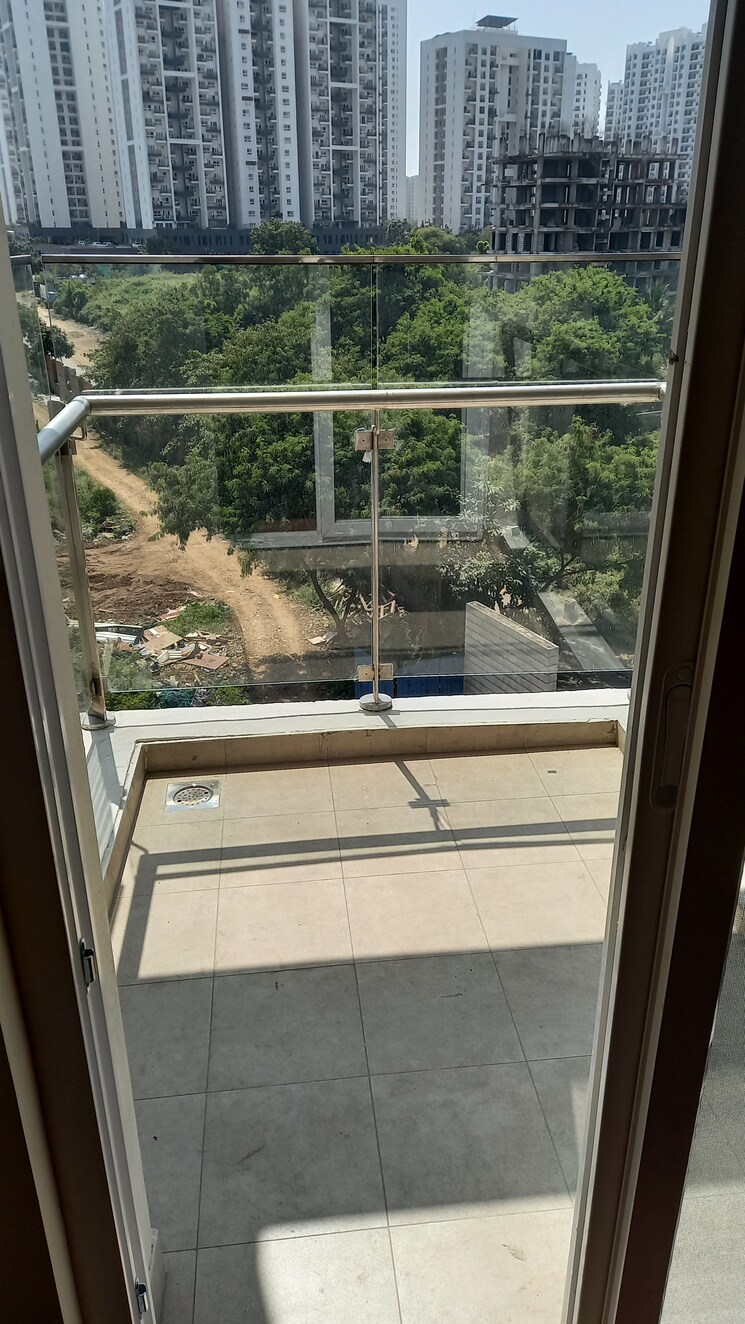 Balcony, purva-silversands 1 Bedroom 426 Sq.Ft. Apartment In Mundhwa Pune 9705581