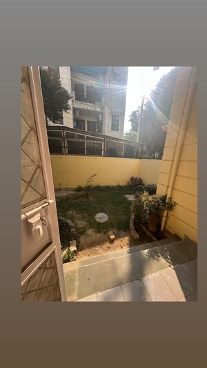 Kitchen in 3 BHK Apartment at SS Mayfield Gardens, Sector 51 – for Rent