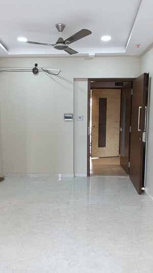 2 BHK Apartment For Rent in Kabra Diamante, Goregaon West