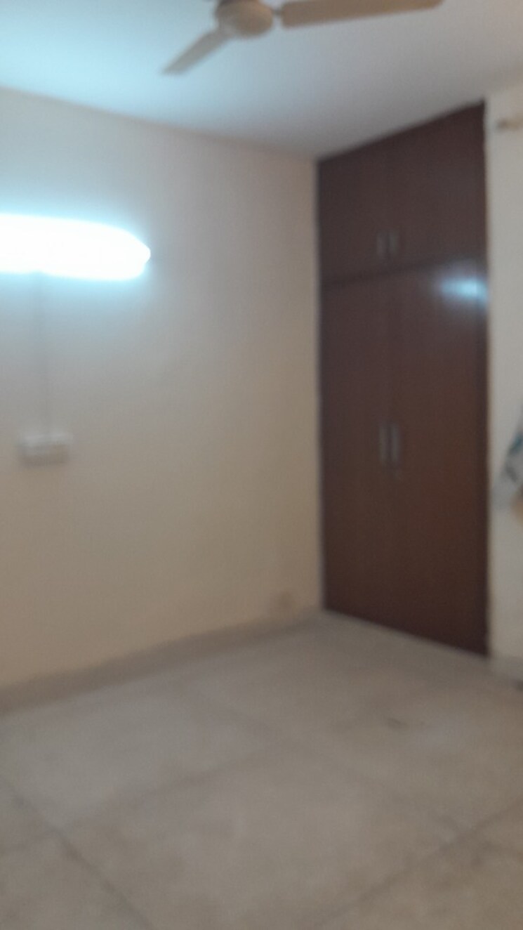 Room, ss-mayfield-gardens 3 Bedroom 1500 Sq.Ft. Builder Floor In Sector 51 Gurgaon 9705597