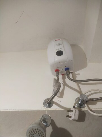 Bathroom in 3 BHK Apartment at Manohar Vikas Shreeji Paraiso Phase I, Badlapur East – for Rent