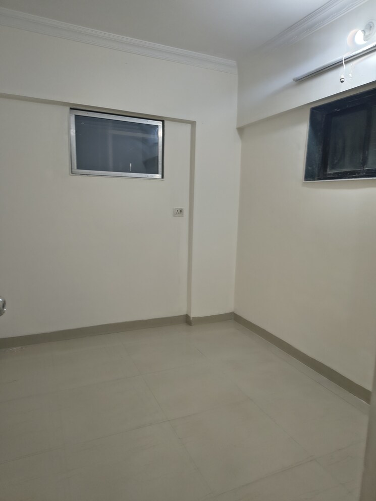 undefined, kurla east Commercial Office Space 450 Sq.Ft. In Kurla East Mumbai 9705640