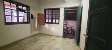 Room in  Office Space at Mhada Colony, Andheri West – for Rent