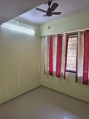 Furnished Amenities in 1 BHK Apartment at Kurla East – for Rent