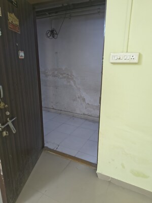 Furnished Amenities in 1 BHK Apartment at Kurla East – for Rent