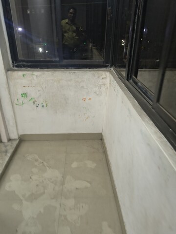 Room in 1 BHK Apartment at Kurla East – for Rent