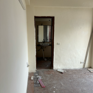 Room in 3.5 BHK Apartment at Gardenia Grace, Sector 61 – for Sale