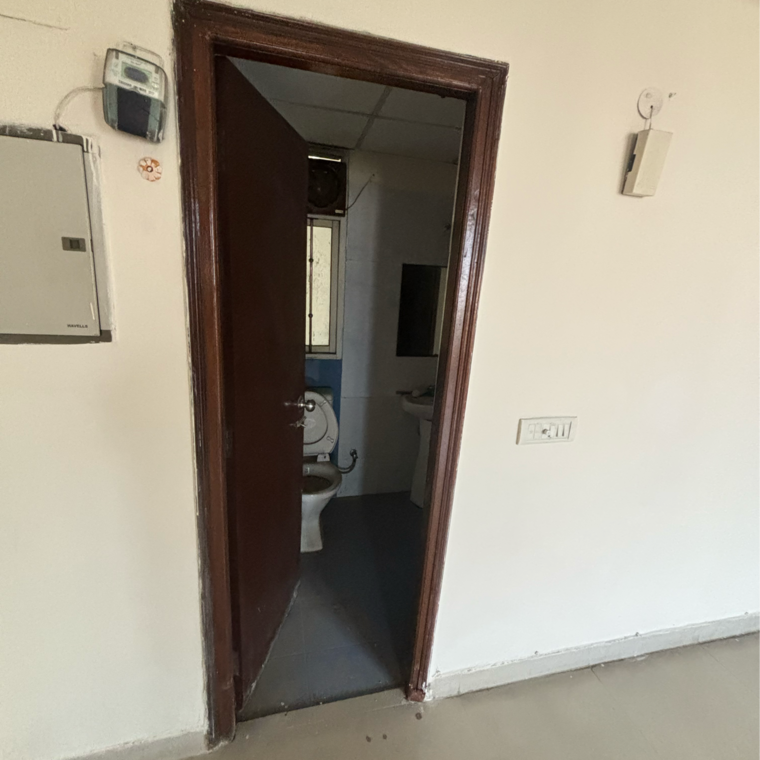 Room, gardenia-grace 3.5 Bedroom 1750 Sq.Ft. Apartment In Sector 61 Noida 9705652