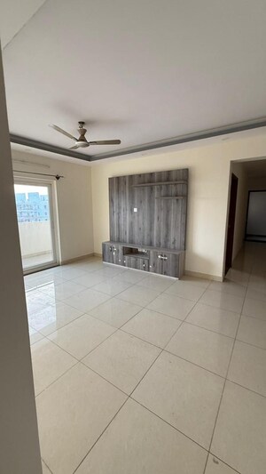 Room in 3 BHK Apartment at Madavara – for Rent