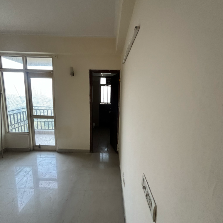 Room, gardenia-grace 3.5 Bedroom 1750 Sq.Ft. Apartment In Sector 61 Noida 9705652