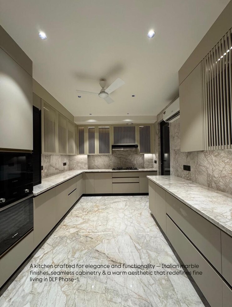 Kitchen, dlf-city-phase-iv 4 Bedroom 400 Sq.Yd. Builder Floor In Dlf Phase iv Gurgaon 9705650