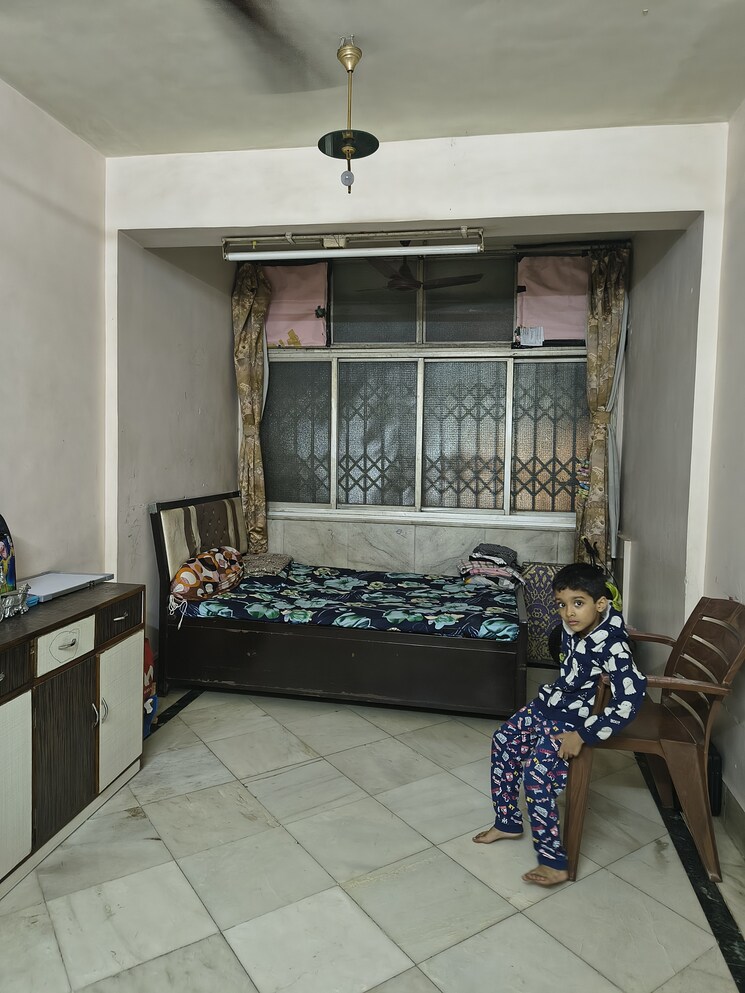 Bedroom, kurla east 1 Bedroom 450 Sq.Ft. Apartment In Kurla East Mumbai 9705655