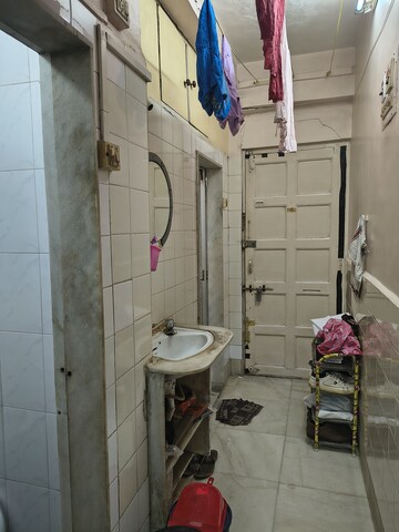 Bathroom in 1 BHK Apartment at Kurla East – for Rent