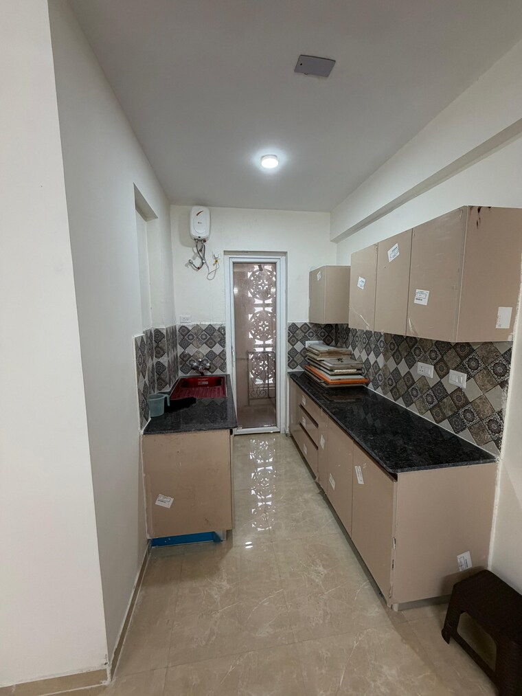 Kitchen, signature-global-park-4-and-5 3 Bedroom 1120 Sq.Ft. Apartment In Sohna Sector 36 Gurgaon 9705667