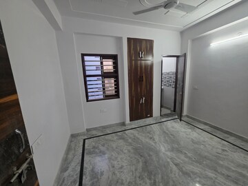 2 BHK Builder Floor For Rent in Pochanpur Colony