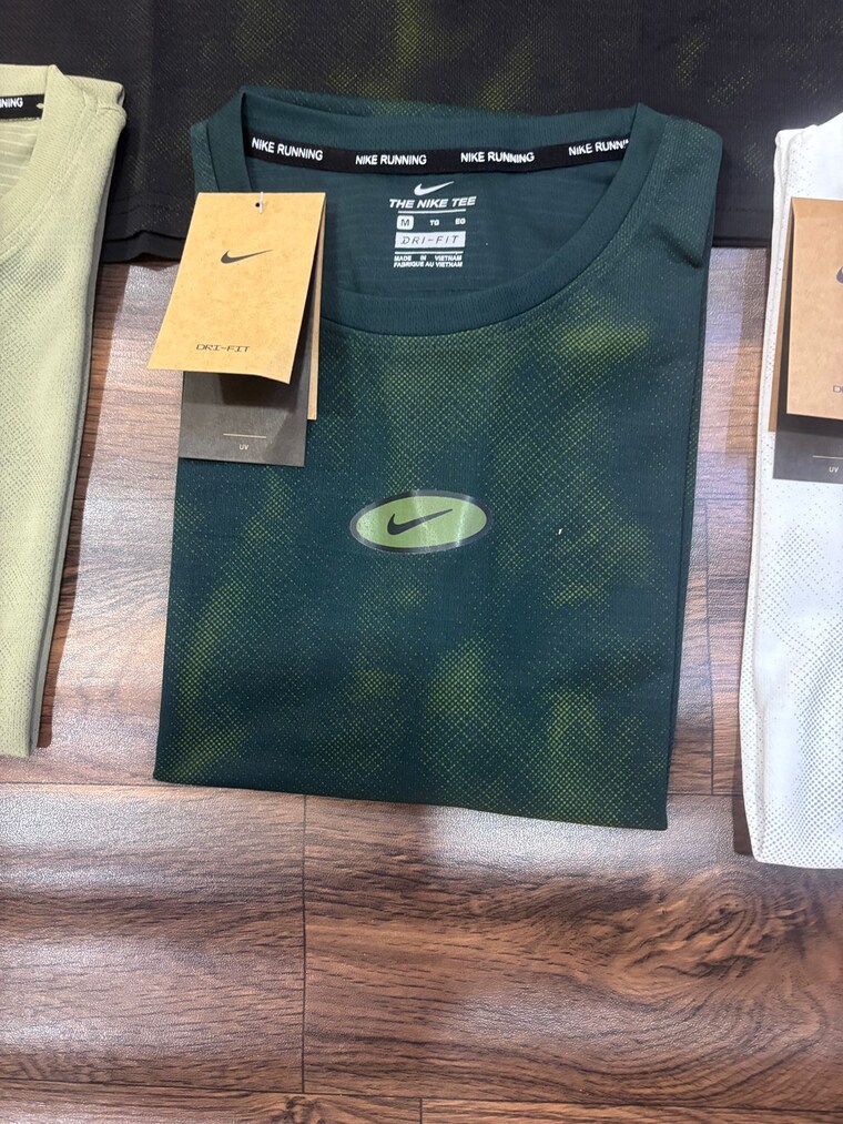 Swimming Pool, sector 17 Commercial Office Space 1200 Sq.Ft. In Sector 17 Chandigarh 9705684