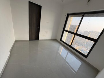 Room in 2 BHK Apartment at Dn Nagar – for Rent