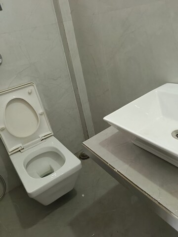 Master Bedroom in 1 BHK Apartment at Kukreja Estate, Chembur – for Rent