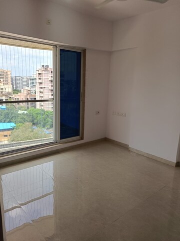 Room in 1 BHK Apartment at Kukreja Estate, Chembur – for Rent