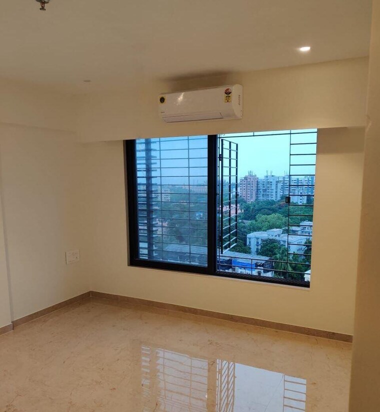 Room, dn nagar 2 Bedroom 709 Sq.Ft. Apartment In Dn Nagar Mumbai 9705705