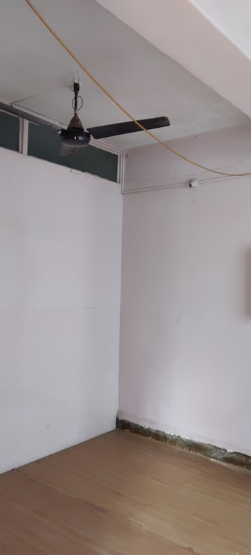 Room in 1 BHK Apartment at bharat vihar Erandwane, Erandwane – for Rent