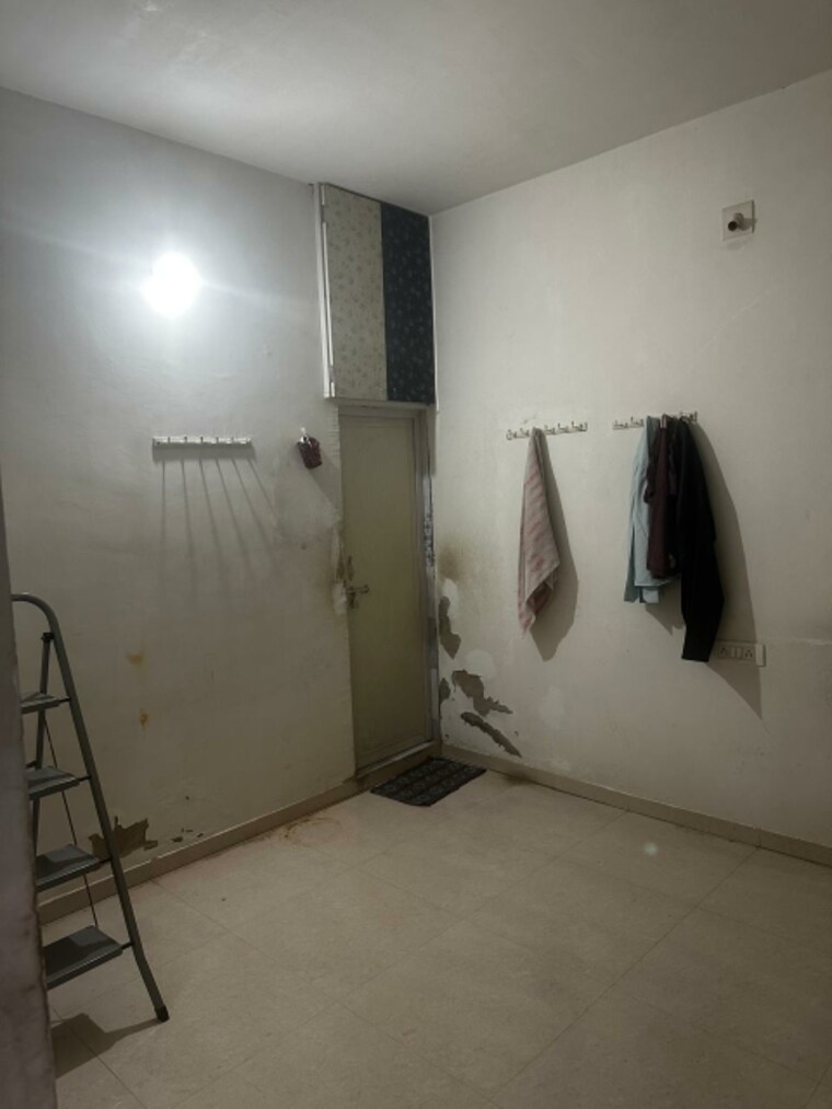 Bathroom, chanakyapuri 2 Bedroom 1000 Sq.Ft. Builder Floor In Chanakyapuri Ahmedabad 9705733