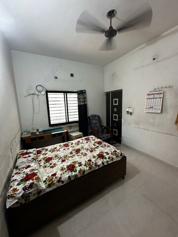 Bedroom in 2 BHK Builder Floor at Chanakyapuri – for Rent