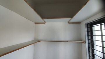 Furnished Amenities in 4 BHK Villa at Thaltej – for Rent